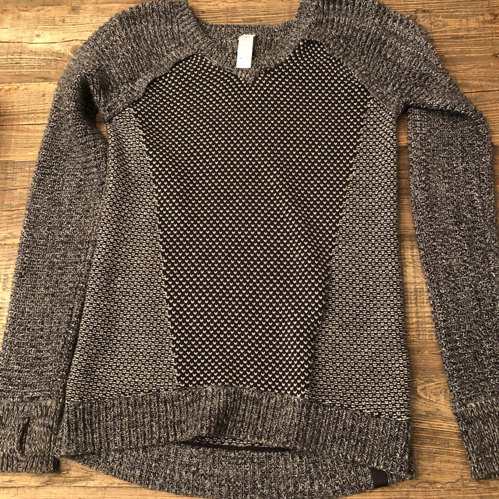 Ivivva Sweater